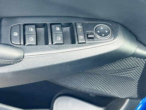 Certified 2024 Kia Seltos S FWD image 18