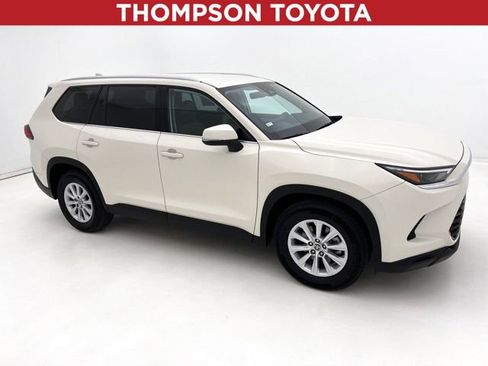 Used 2024 Toyota Grand Highlander AWD image 1