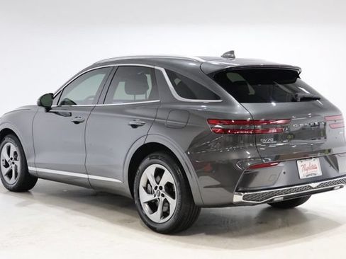Used 2026 Genesis GV70 2.5T Advanced AWD/4WD image 6