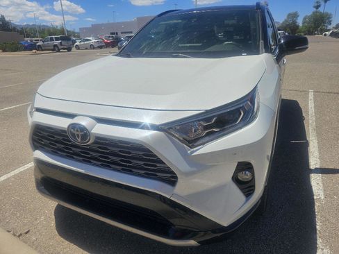 Used 2020 Toyota RAV4 XSE w/ XSE Grade Weather Package image 12