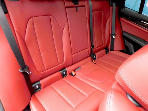 Used 2022 BMW X3 xDrive30i w/ Convenience Package image 17