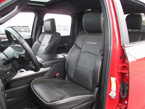 Used 2024 RAM 3500 Laramie w/ Night Edition image 20