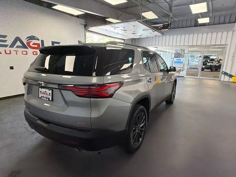 Used 2023 Chevrolet Traverse RS w/ LPO, Floor Liner Package AWD/4WD image 10