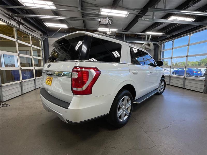 Used 2020 Ford Expedition XLT w/ Equipment Group 202A RWD image 5