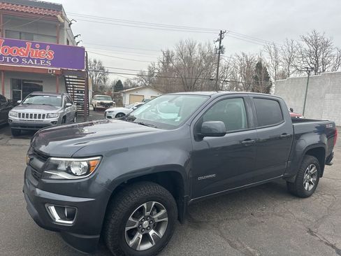 Used 2017 Chevrolet Colorado Z71 image 10