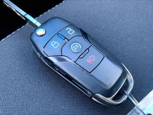 Used 2024 Ford Ranger XLT w/ Trailer Tow Package image 15