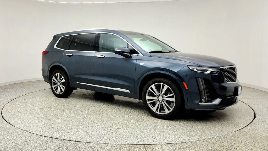 Used 2020 Cadillac XT6 Premium Luxury AWD/4WD image 3