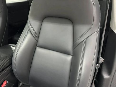 Used 2024 Tesla Model Y Long Range AWD/4WD image 30