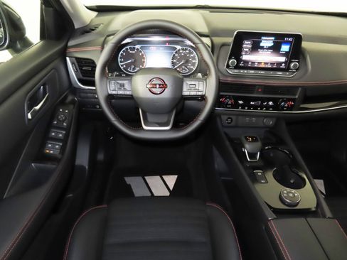 New 2026 Nissan Rogue Rock Creek image 37