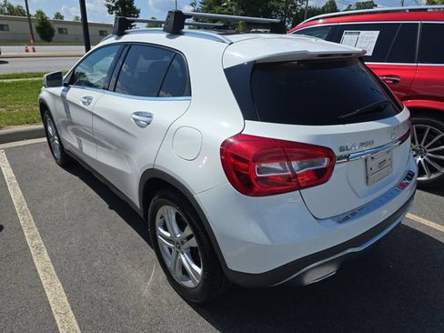 Used 2019 Mercedes-Benz GLA 250 4MATIC image 3