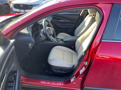 Used 2025 MAZDA CX-30 AWD 2.5 S w/ Preferred Package image 11