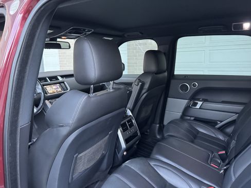 Used 2016 Land Rover Range Rover Sport SE image 29