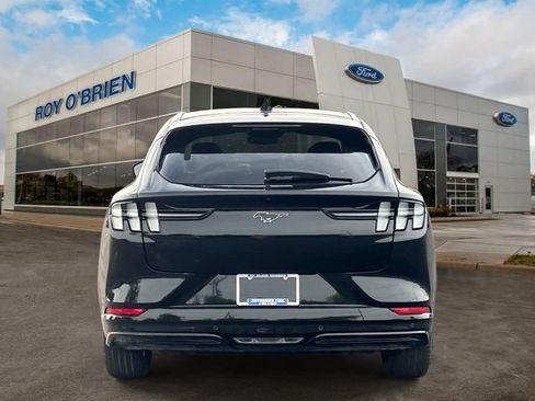 Certified 2023 Ford Mustang Mach-E Premium AWD/4WD image 4