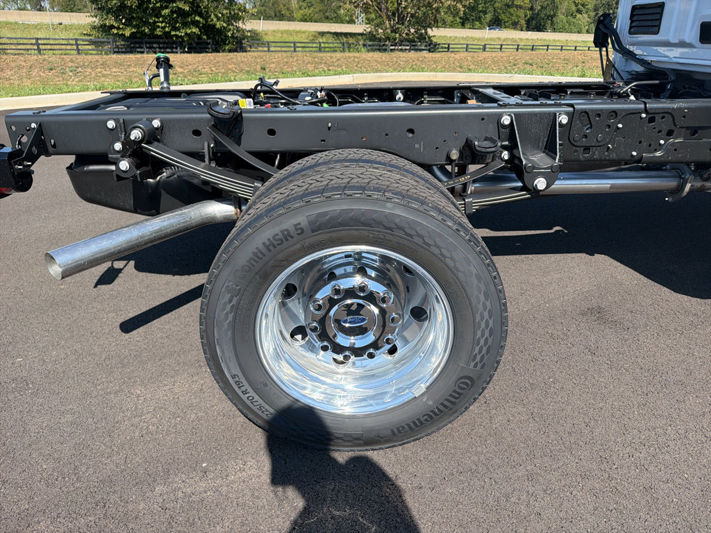 New 2027 Ford F450 Lariat AWD/4WD image 32