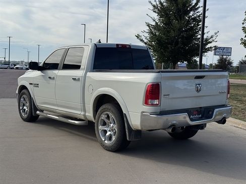 Used 2017 RAM 1500 Laramie w/ Convenience Group AWD/4WD image 5