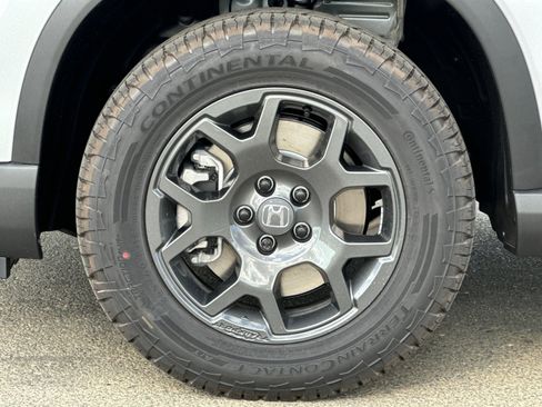 New 2025 Honda Pilot TrailSport image 25