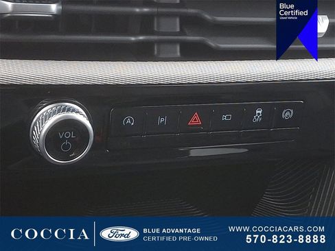 Certified 2025 Ford Explorer Active w/ Active Comfort Package image 17