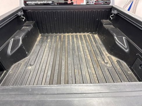 Used 2017 Toyota Tacoma TRD Off-Road image 40