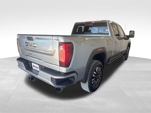 Used 2026 GMC Sierra 2500 Denali Ultimate AWD/4WD image 5