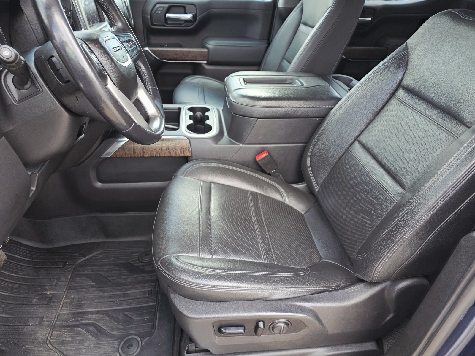 Used 2021 GMC Sierra 1500 Denali w/ Technology Package RWD image 14