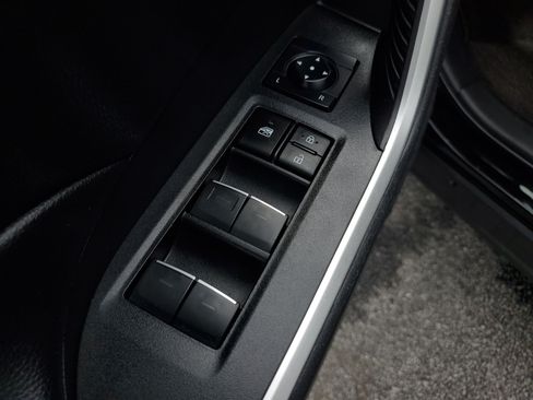 Used 2023 Toyota RAV4 XLE w/ Convenience Package FWD image 19