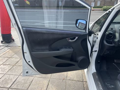 Used 2012 Honda Fit Sport image 10