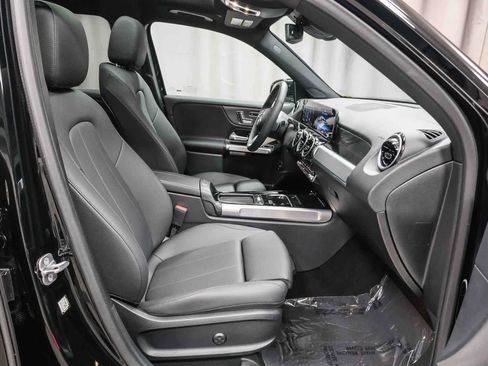 Certified 2026 Mercedes-Benz GLB 250 image 18