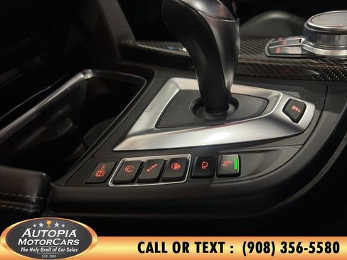Used 2018 BMW M3 RWD image 32