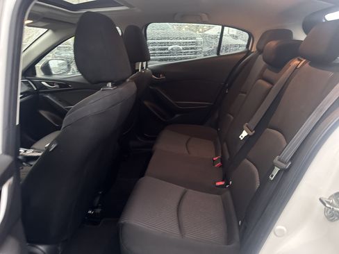 Used 2016 MAZDA MAZDA3 i Touring image 27
