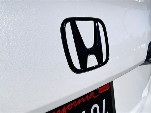 Used 2025 Honda Civic Sport image 9