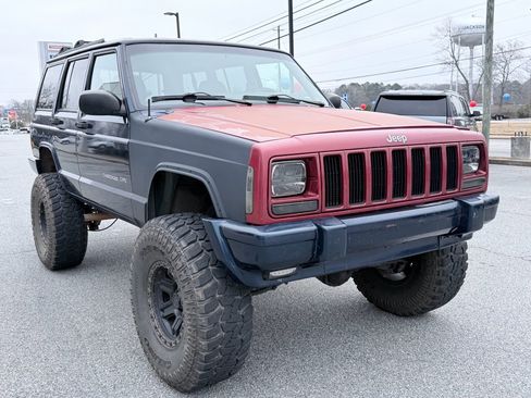 Used 2000 Jeep Cherokee Classic image 2