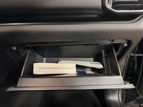 Used 2023 Ford Explorer ST-Line w/ Class IV Trailer Tow Package image 18