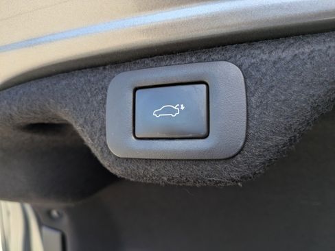 Used 2020 Lexus ES 350 w/ Premium Package image 18