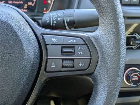 Certified 2025 Honda Accord LX image 33