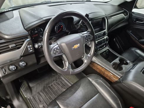Used 2017 Chevrolet Suburban LT w/ Z71 Midnight Edition AWD/4WD image 17
