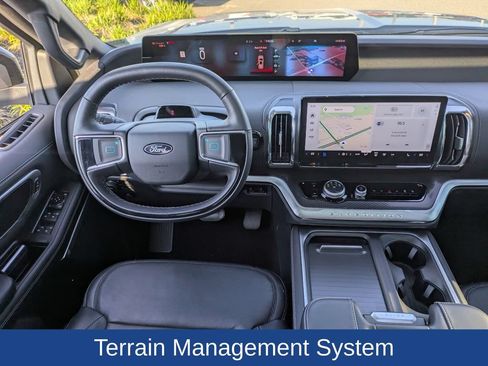 Certified 2025 Ford Expedition Max Platinum w/ Stealth Performance Package AWD/4WD image 21