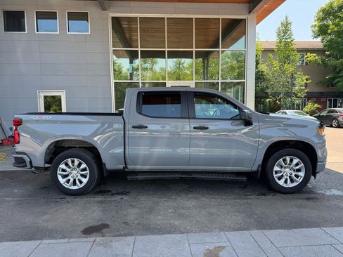 Used 2024 Chevrolet Silverado 1500 Custom AWD/4WD image 6
