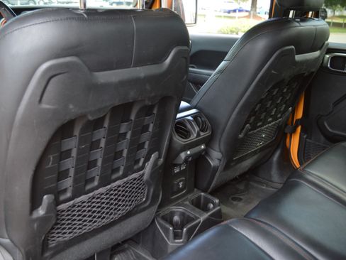 Used 2021 Jeep Gladiator Mojave AWD/4WD image 30