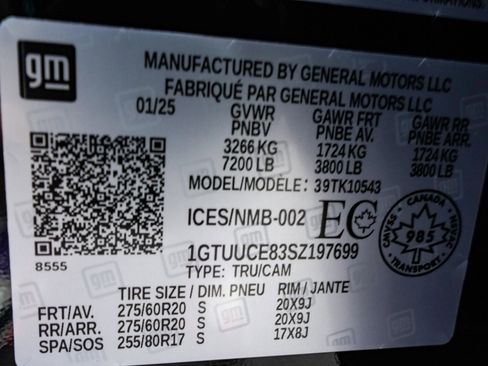 Used 2025 GMC Sierra 1500 Elevation image 15