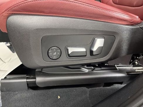 Used 2023 BMW X3 xDrive30i image 36