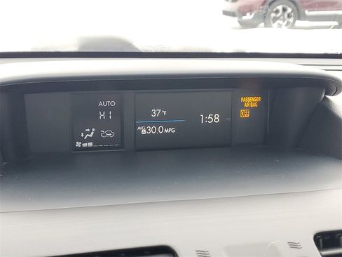 Used 2015 Subaru Forester 2.5i Limited image 21