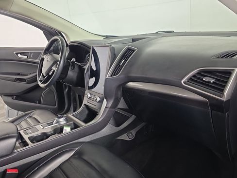 Used 2024 Ford Edge SEL AWD/4WD image 19