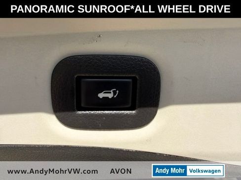 Used 2019 Nissan Rogue SL w/ Premium Package AWD/4WD image 10