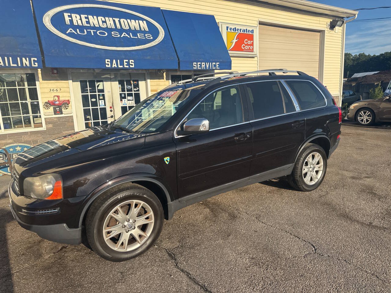 Used 2010 Volvo XC90 V8 AWD/4WD image 3