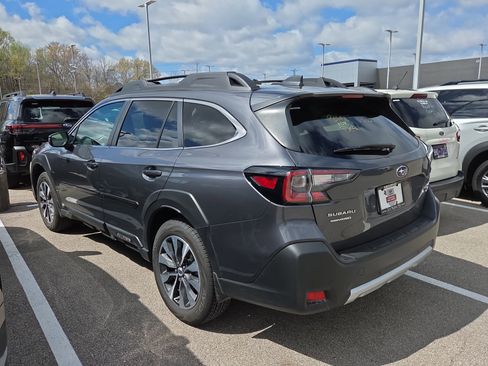 Certified 2025 Subaru Outback Limited XT image 5