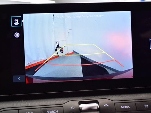 Used 2025 Kia K4 FWD image 24