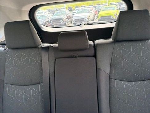 Used 2021 Toyota RAV4 XLE w/ Convenience Package AWD/4WD image 11