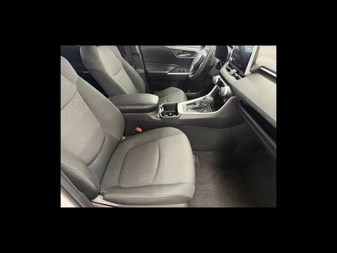 Used 2024 Toyota RAV4 XLE FWD image 18