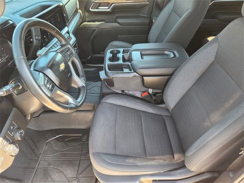 Used 2023 Chevrolet Silverado 1500 LT image 14