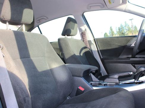 Used 2013 Honda Accord LX image 20